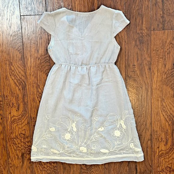 Samlin Ladies Beige Dress with White Flowers with lining - Size Small - Picture 2 of 5